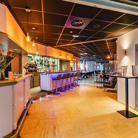 Hotel The Originals City, Eclipse, Lyon Est