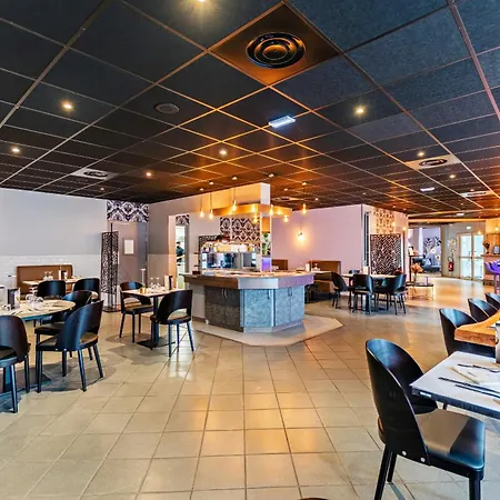 Hotel The Originals City, Eclipse, Lyon Est Decines-Charpieu